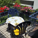 Am Rosenfelspark *