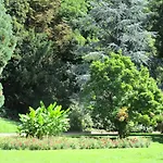Am Rosenfelspark * 로라흐